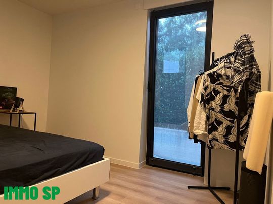 Volledig afgewerkt gelijkvloers appartement met tuintje. - Foto 1