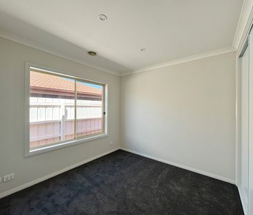 Immaculate 2-Bedroom Unit in Prime Location - Photo 3
