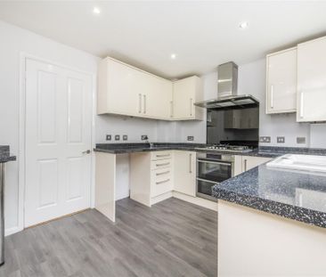 3 bed House To Let - Photo 2