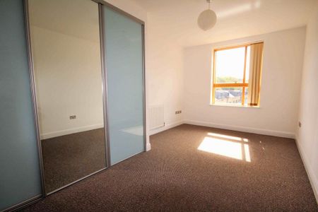 2 bedroom apartment to rent - Photo 4