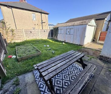 3 Bedroom Semi Detached Available Arranging tenancy - Photo 6