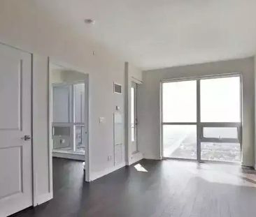 Bright 1 Bedroom with 1 Parking and Locker - Heart of Mississauga |... - Photo 1