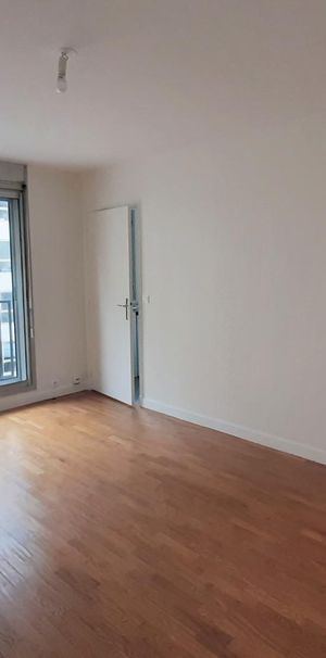 location Appartement F1 DE 27m² À PARIS - Photo 1