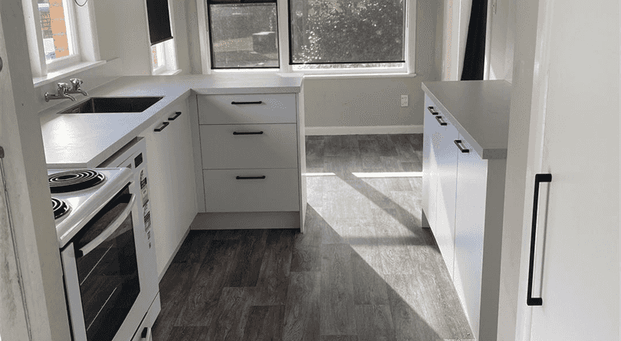 Three bedroom Brick Home - Photo 1