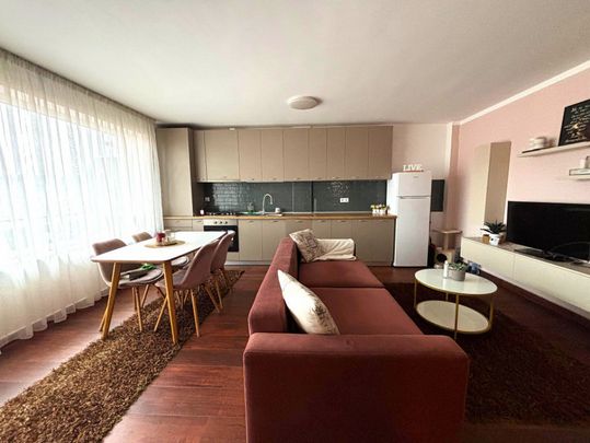 Apartament 3 camere in bloc NOU, str. C. Coposu, parcare, te - Photo 1