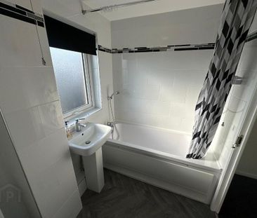 212 Jordanstown Road, Jordanstown, BT37 0NA - Photo 3