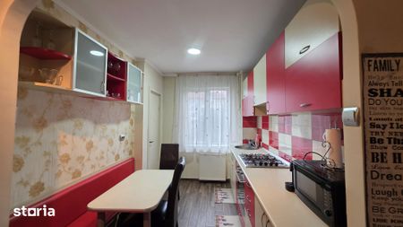 Apartament Două Camere Decomandat | Bloc cu lift | Bulevardul Nufărul - Fotografie 2