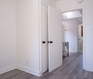 For Lease - 14 Camrose Crescent, Toronto, Ontario - Photo 6