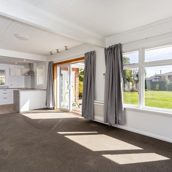 GREAT WARM HOME - Photo 1