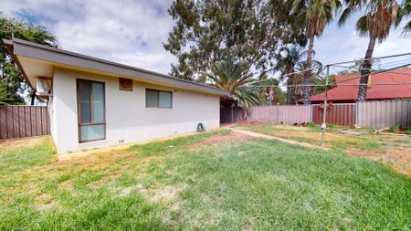 Updated South Dubbo home - Photo 4
