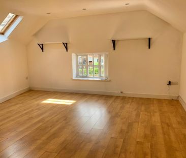 2 bedroom end of terrace house to rent - Photo 6