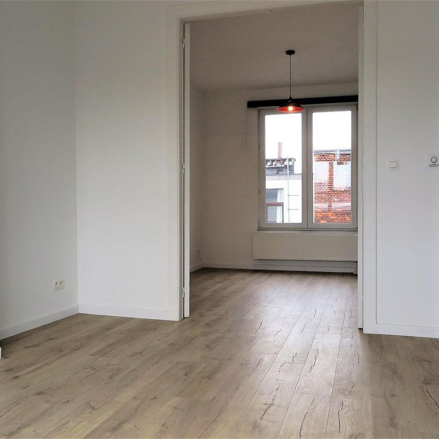 Appartement te huur in Antwerpen met 1 slaapkamer - foto 1