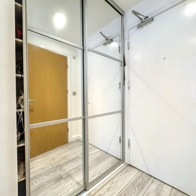 1 bedroom property to rent - Photo 1