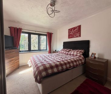 4 bedroom detached house to rent - Photo 5