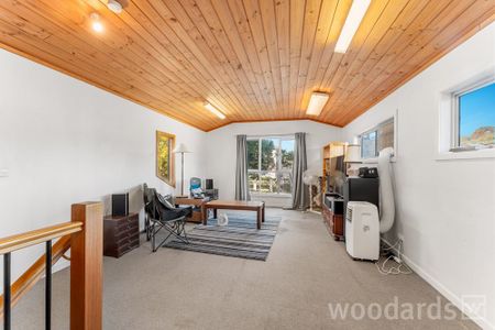 Large Family Home!!! - Photo 3