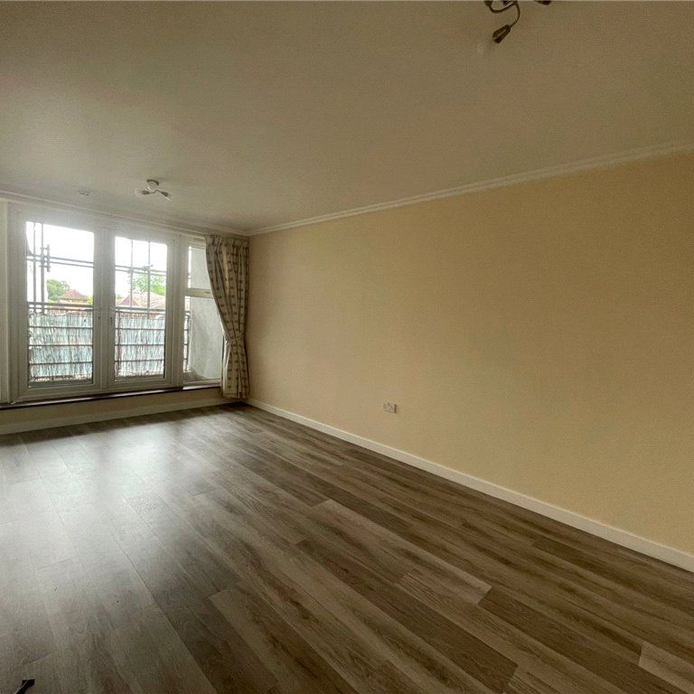 Station Approach, Woking, Surrey, GU22 7PB - Photo 1