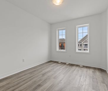 For Lease - 62 Pogie Drive, Welland, Ontario - Photo 2