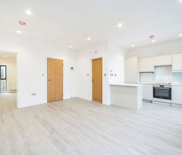 Wimbledon Hill Road, SW19 7PA, London - Photo 4