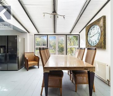 4 bedroom semi-detached house to rent - Photo 3