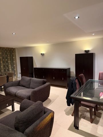 3 Bed Flat, Marmara Apartments, E16 - Photo 2