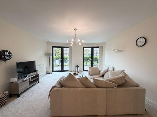 2 bedroom property to rent - Photo 1