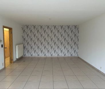 Appartement met garagebox en extra bergruime in het centrum van Oos... - Foto 3