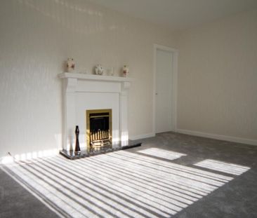 6 Ashley Park, Armagh, BT60 1EU - Photo 2