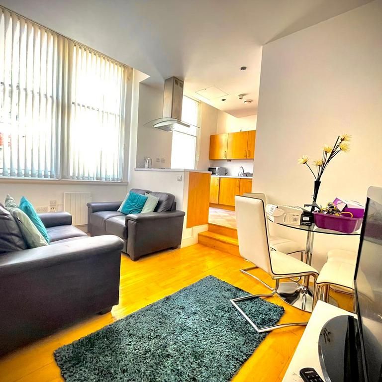 3 bedroom apartment to rent - Photo 1