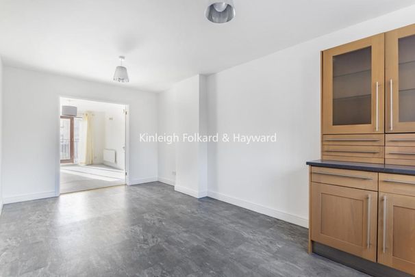 The Avenue, Beckenham BR3 - Photo 1