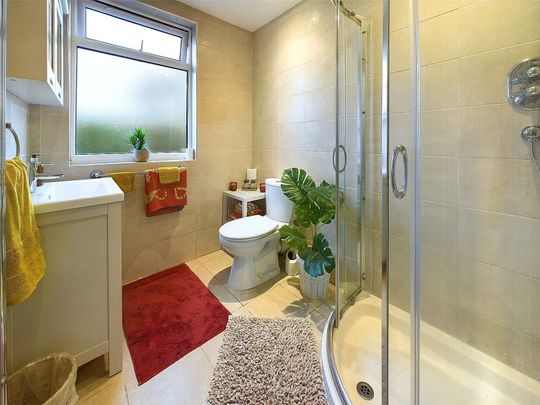 Hampton Road, Twickenham, TW2 - Photo 1