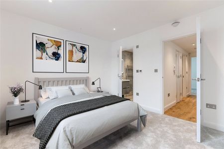 Redfield Lane, Earls Court, SW5, London - Photo 3