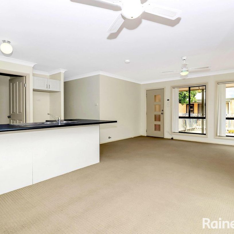 4/100 Brisbane Street, Oxley Park, NSW 2760 - Photo 1