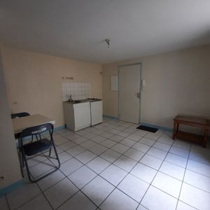 LAVAL Studio meublé de 21 m² - Photo 2