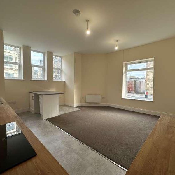 Poulton Road, Morecambe, LA4 - Photo 1