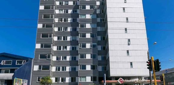 5 double bedroom furnished flat in heart of Student City - Photo 2