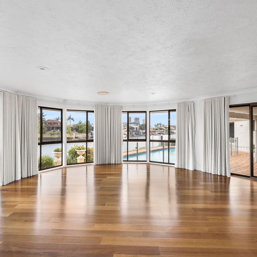 Runaway Bay Canal Home with Berth - Photo 1