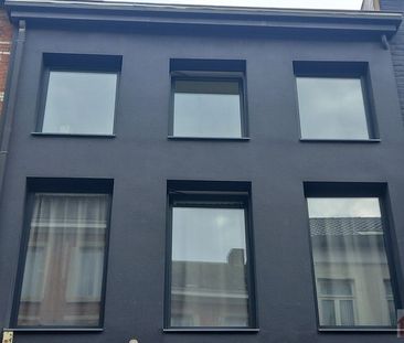 Zeer ruim triplex appartement te huur in centrum Tienen - Photo 3