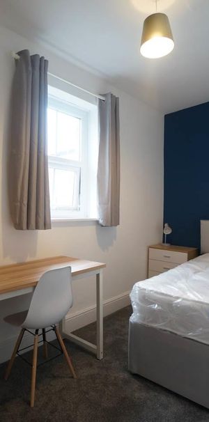 54 Hill Street - Photo 1