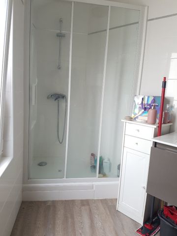 Location Appartement 2 pièces 49m² LE HAVRE 76600 - Photo 5