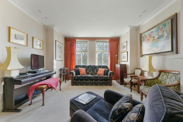 3 bedroom flat to rent - Photo 1