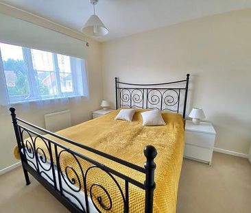 3 bedroom semi-detached house to rent - Photo 4