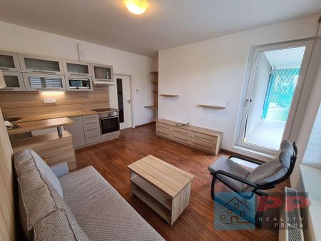 Pronájem bytu 1+kk 36 m² - Photo 2