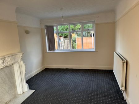 3 Bed Detached House, Lily Lane, M9 - Photo 3