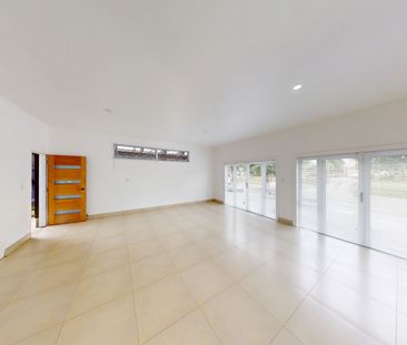 Cloverlea - 4 Bedrooms - Photo 4