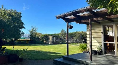 3 Bedroom Home available now - Photo 2