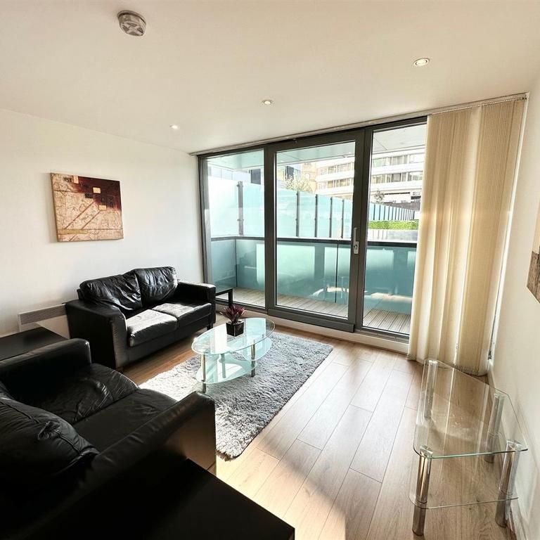 2 bedroom apartment to rent - Photo 1