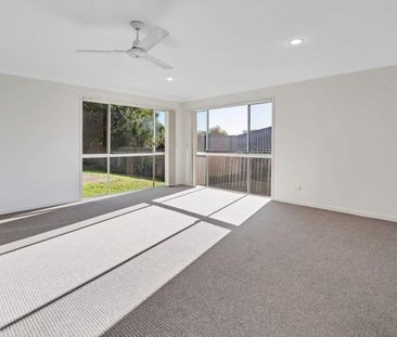 71 Billinghurst Crescent, 4209, Upper Coomera Qld - Photo 2