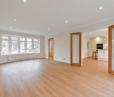 4 bedroom detached house to rent - Photo 2