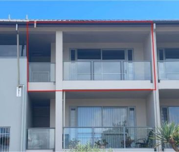 Modern Apartment in the Heart of Flat Bush - Photo 3