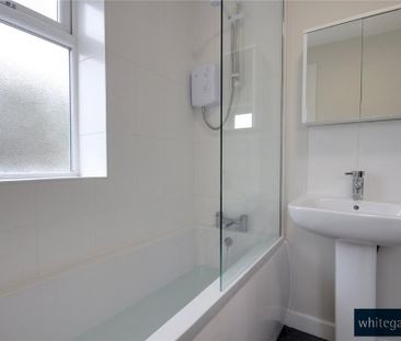 3 bedroom detached house to rent - Photo 5